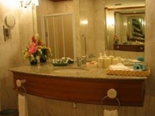 Rachaphruk Grand Hotel Nakhon Ratchasima Luaran gambar